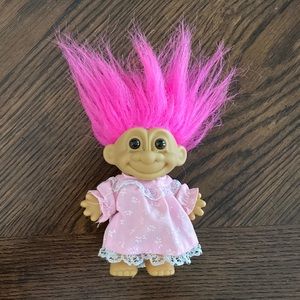 Vintage Russ night gown troll